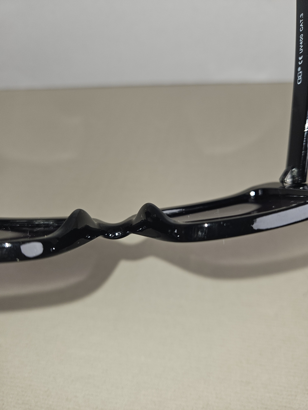 Black Oversized Square Women's Sunglasses - Picture 9 of 11